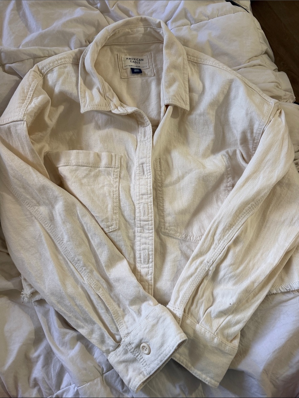 American Eagle Off-White Button-Up Shirt Jacket